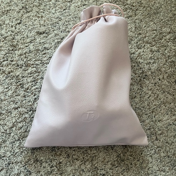 T3 Aire 360 Ceramic Air Styler Blowout kit. - Picture 6 of 10